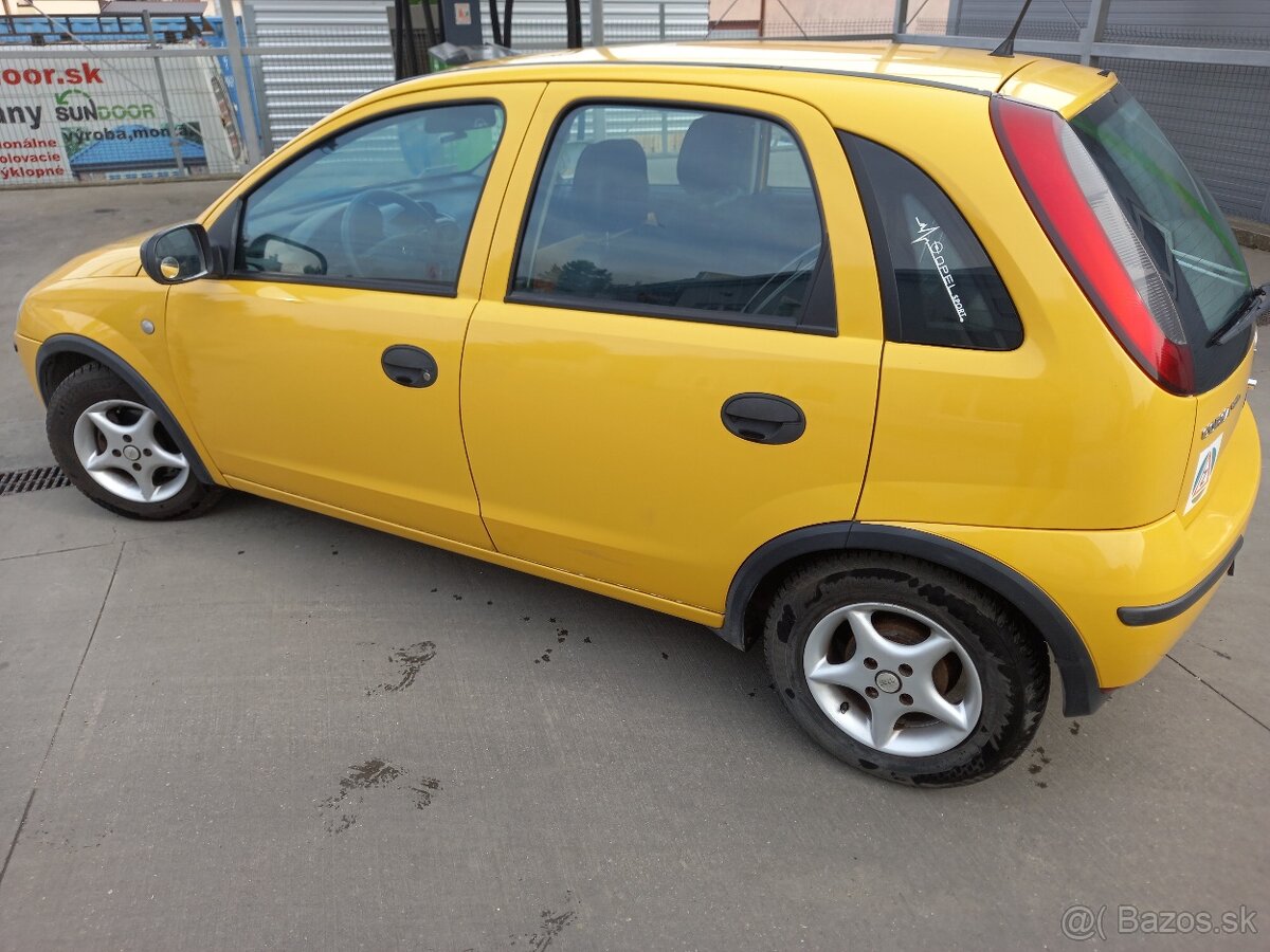 Predám Opel Corsa-C - 2