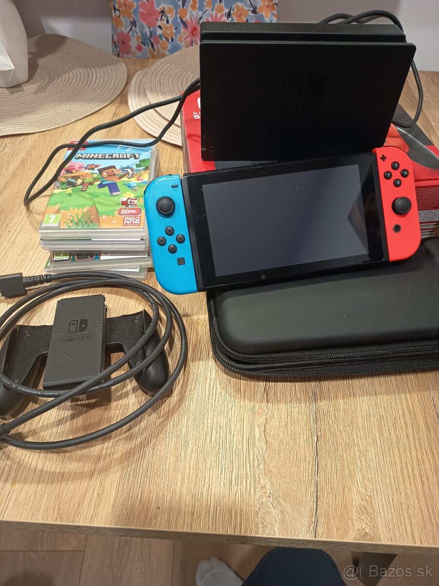Nintendo switch - 2
