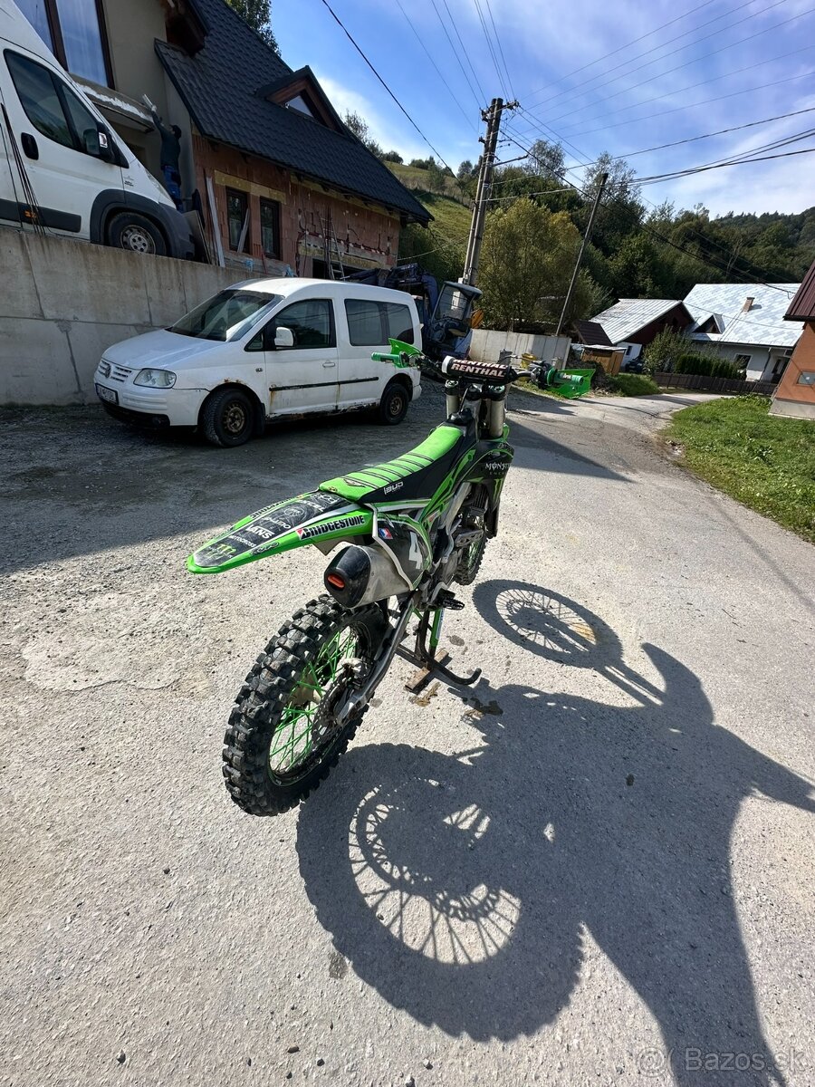 Ponukam na predaj Kawasaki kxf 250 2017