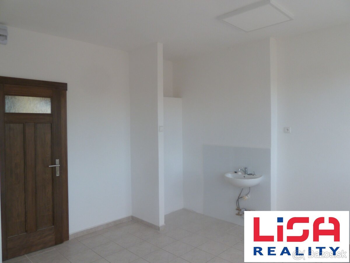 Prenájom kancelárskych priestorov Bánovce nad Bebravou - 2