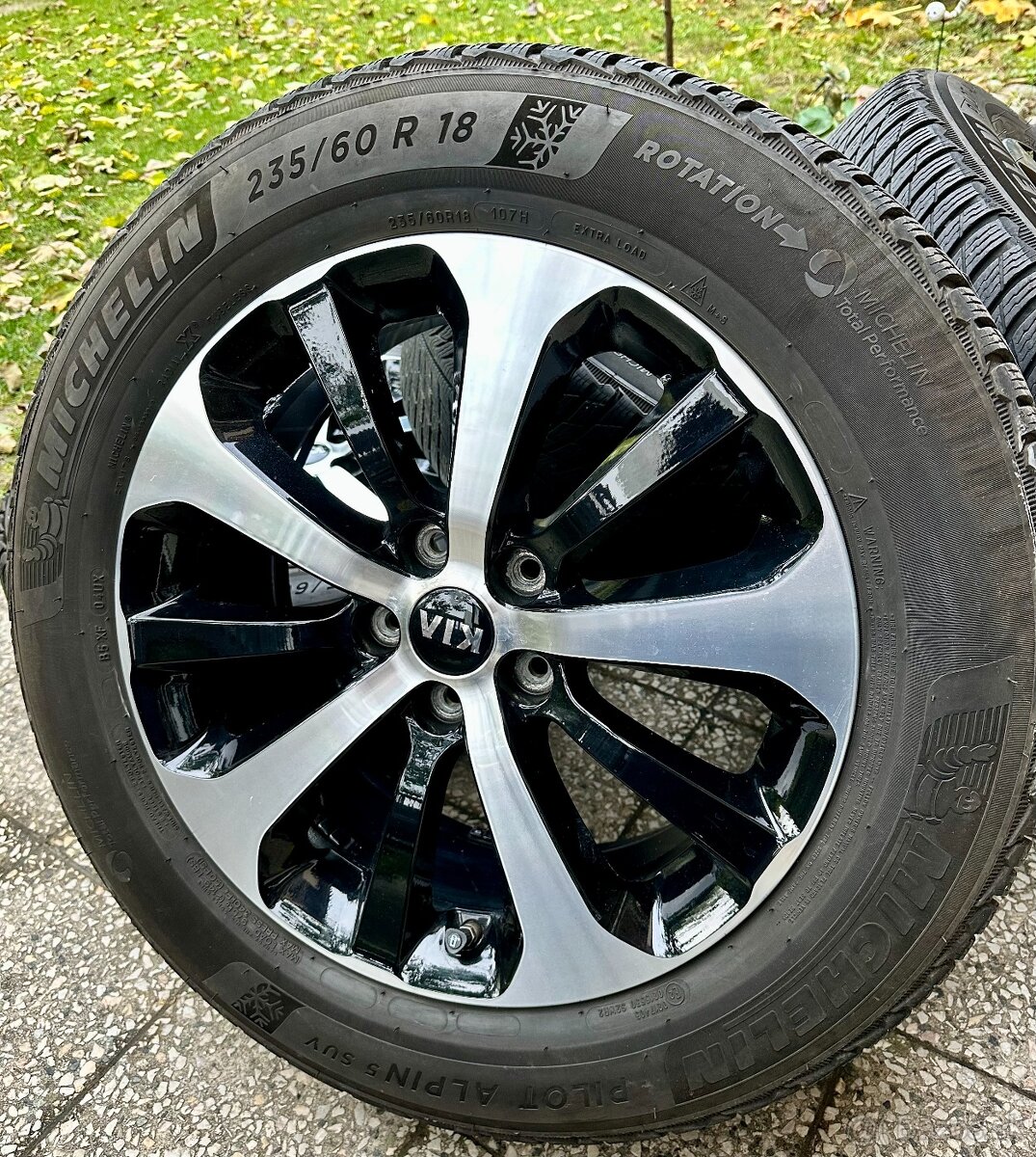 ALU disky 5x114,3 originál KIA R18 s TPMS - 2