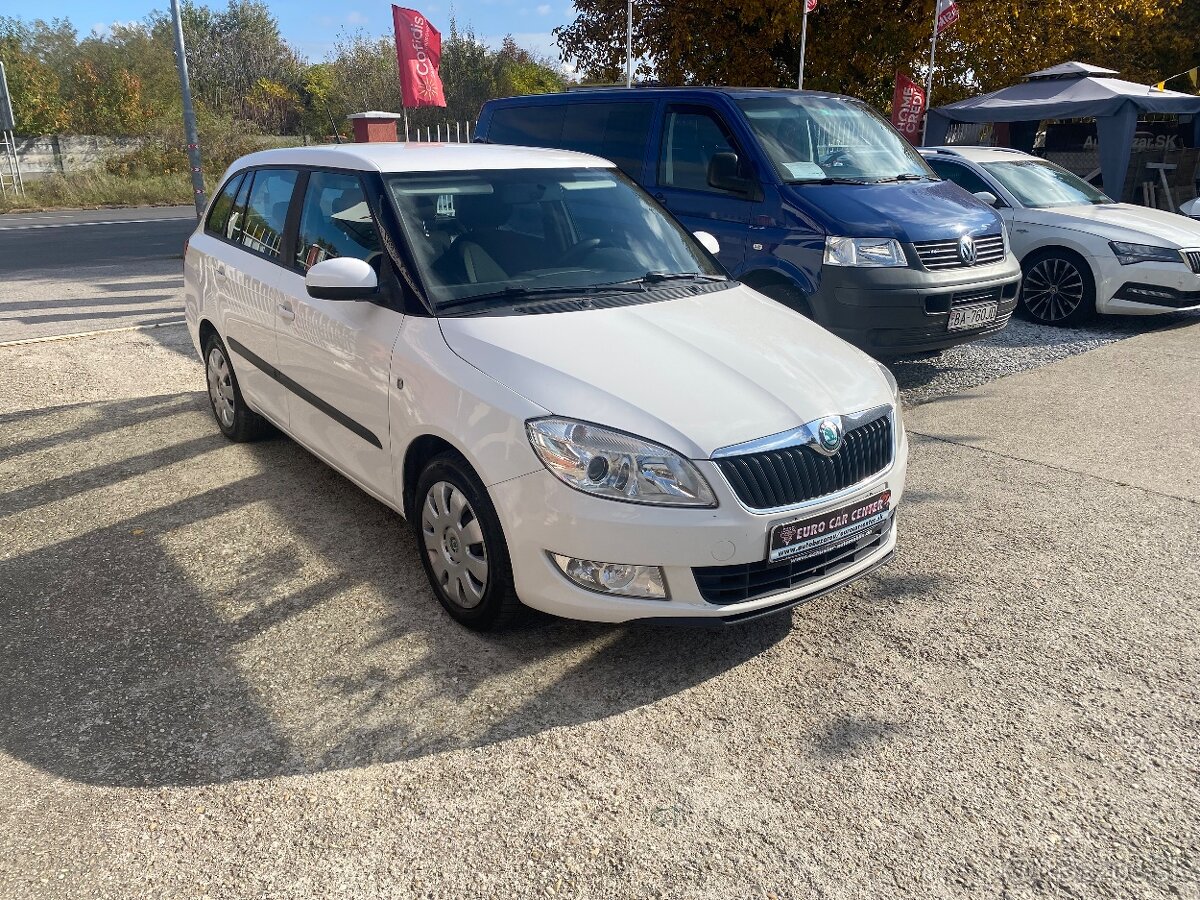 Škoda Fabia Combi 1.2 TSI 105k Ambiente - 2