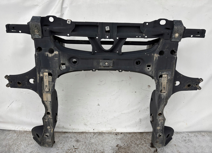 Mercedes A klassa W169 B klasa W245 2004- nápravnica predná - 2