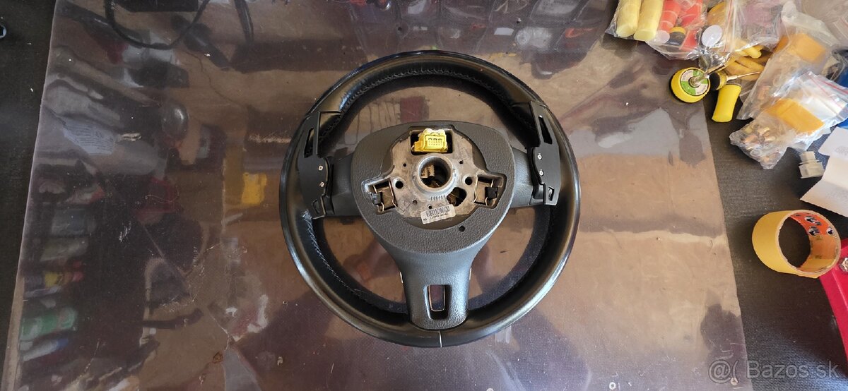 Volant s F1 radením VW - 2