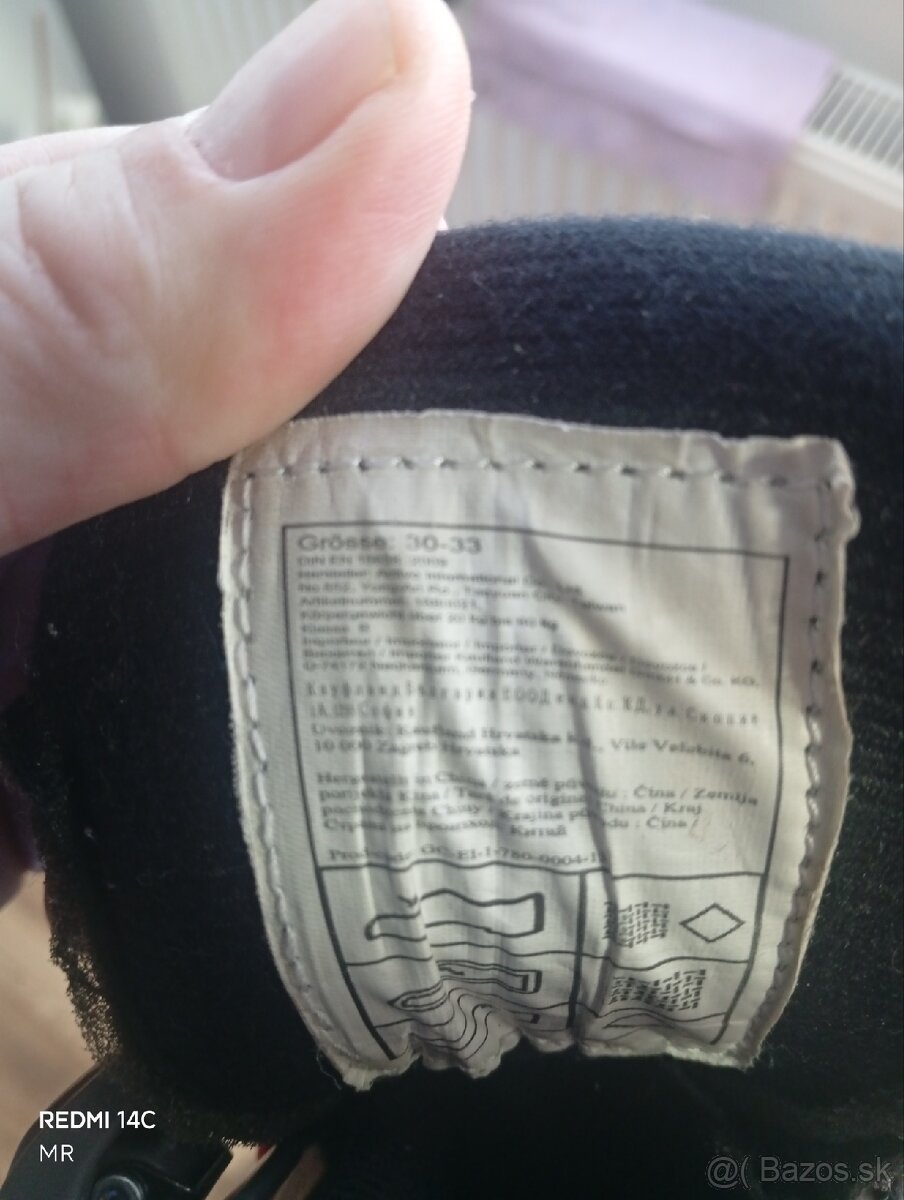 Predáme 2páry detských korčulí - 2