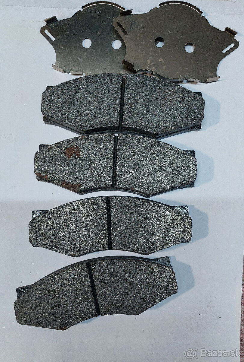 Nissan - brzdové platničky - 2