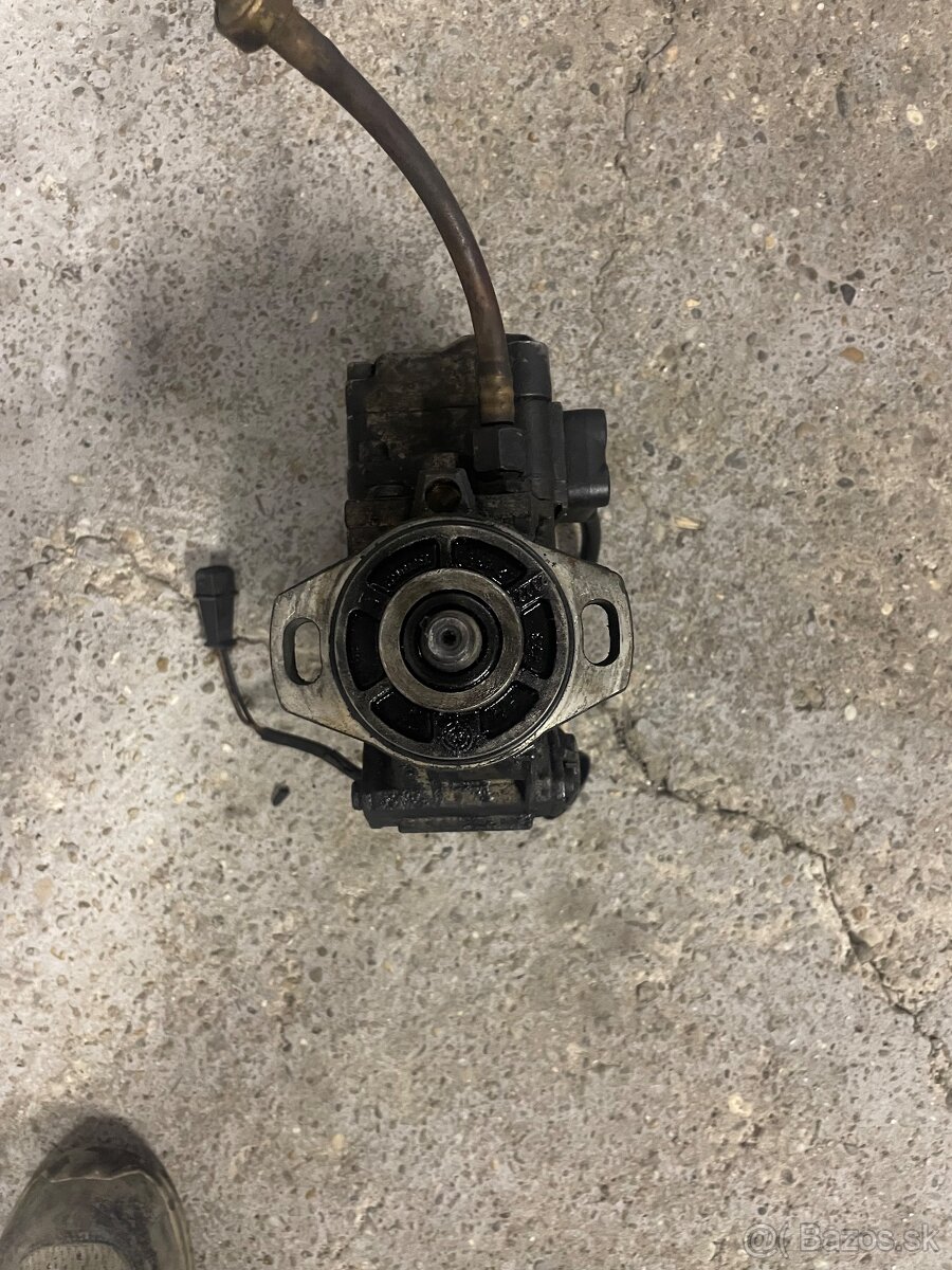 BMW M51d25 čerpadlo - 2