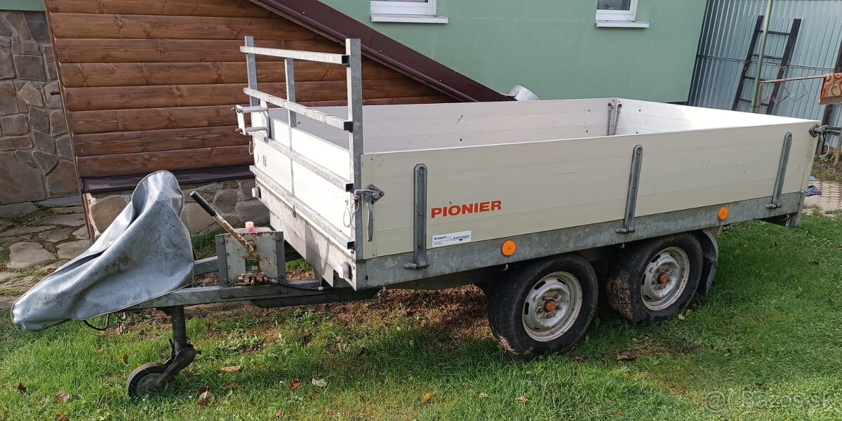 Vyklapac vyklapaci prives 1s celkova hmotnost 2000kg - 2