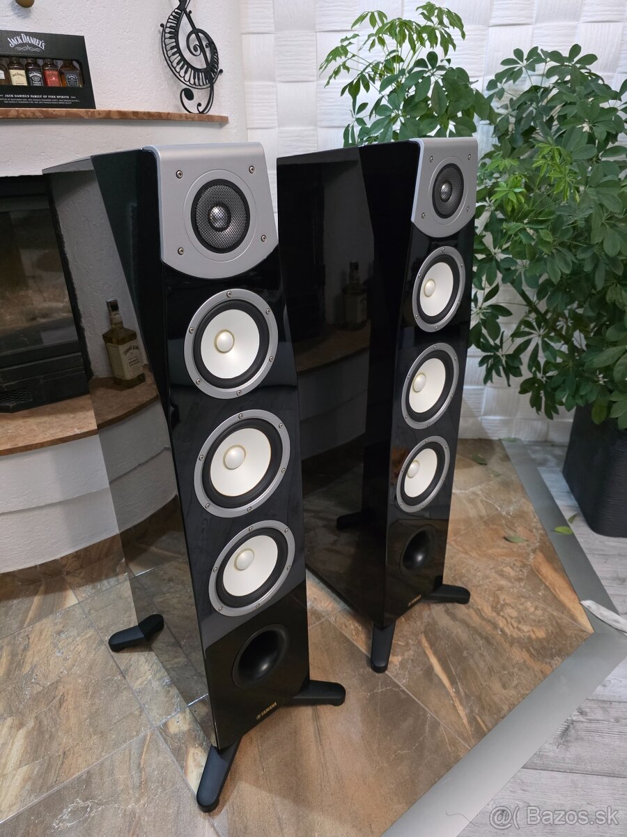 Yamaha Soavo 1 - 2