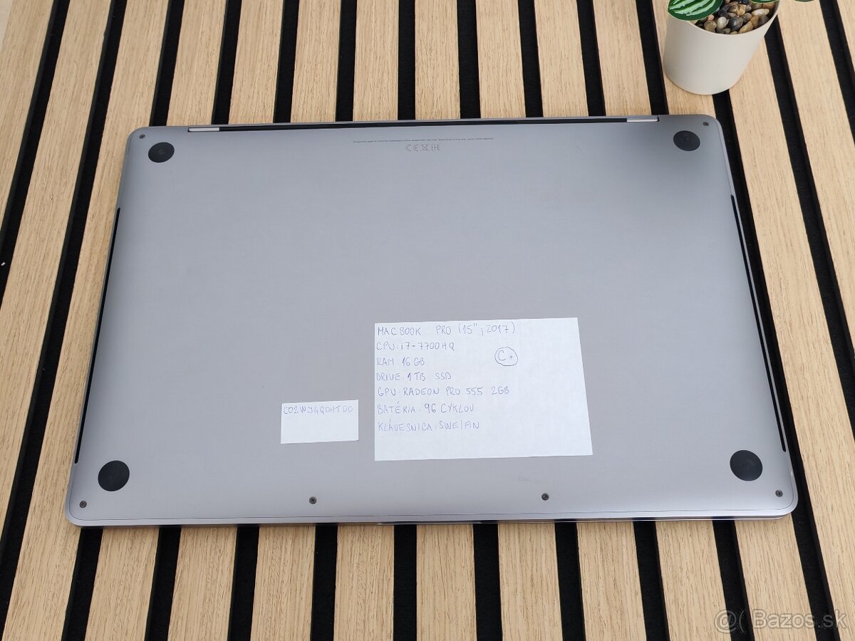 MacBook Pro 15" 2017 Šedý | i7 | 16+1TB - 2