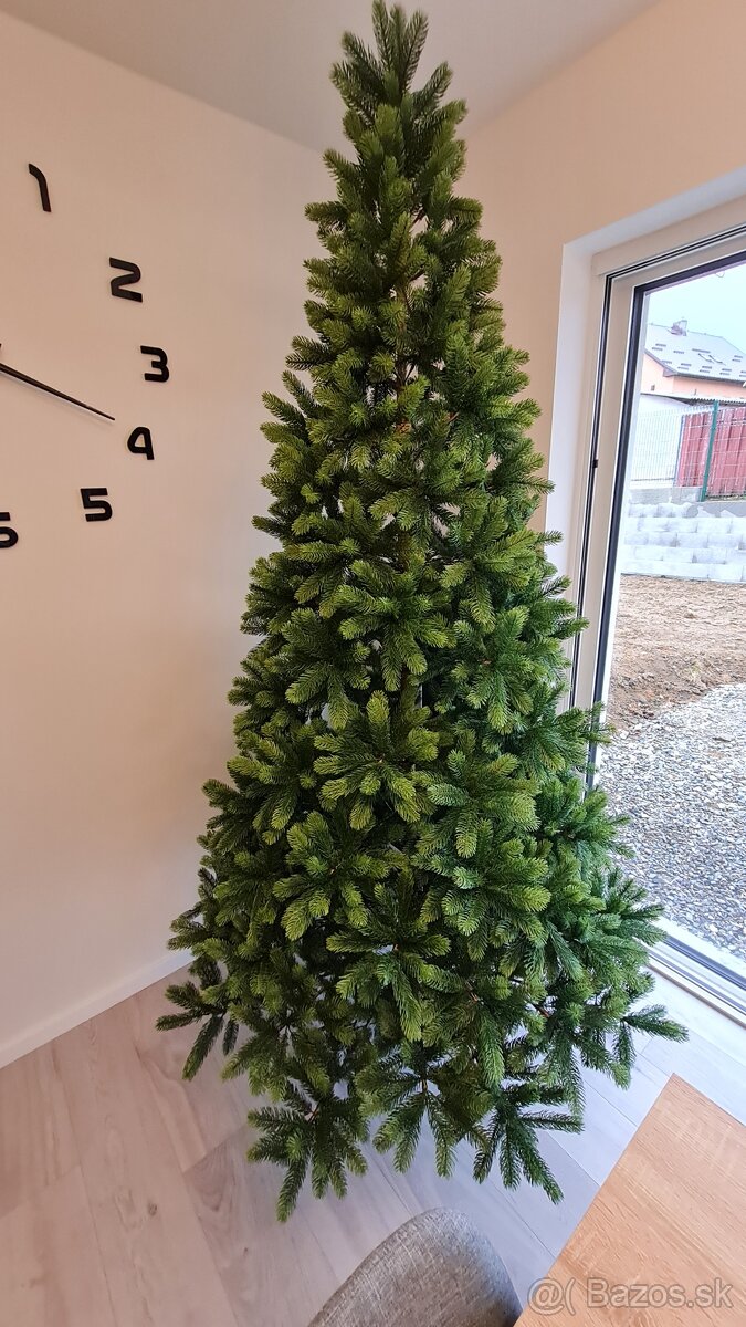 NOVY Full 3d vianočný stromček 250cm umelý. Povodna cena 429 - 2