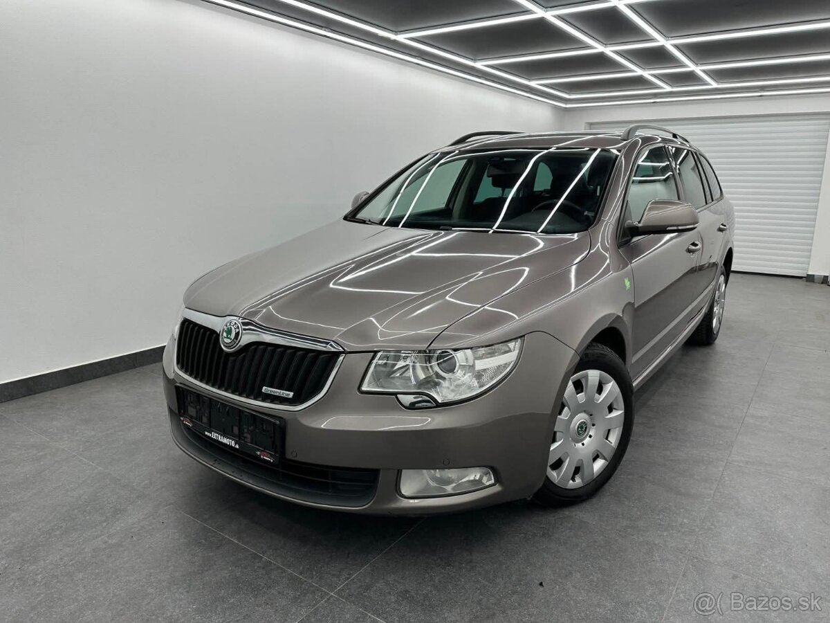 Superb Combi 1,6 TDI CR DPF Elegance M5 Ťažné - 2