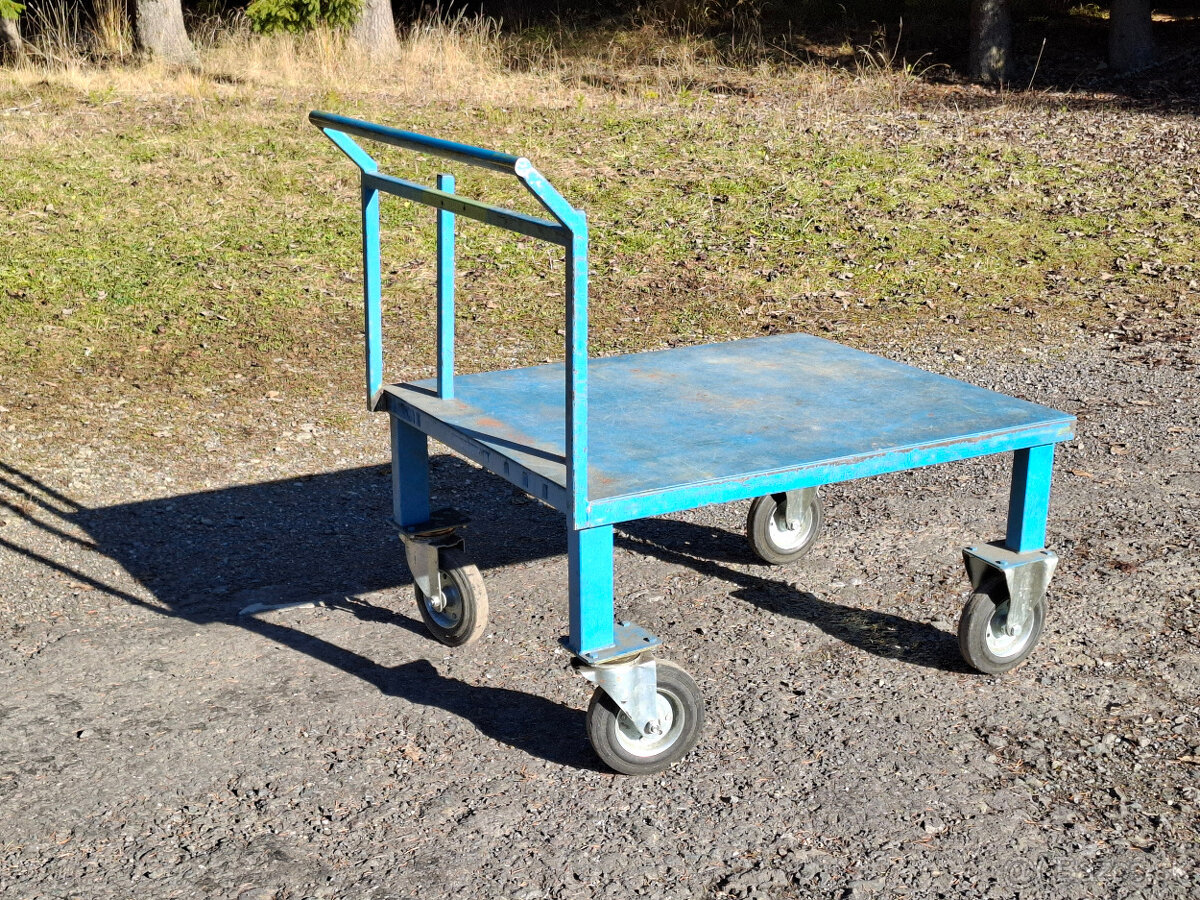 Manipulačný kolieskový vozík - 2