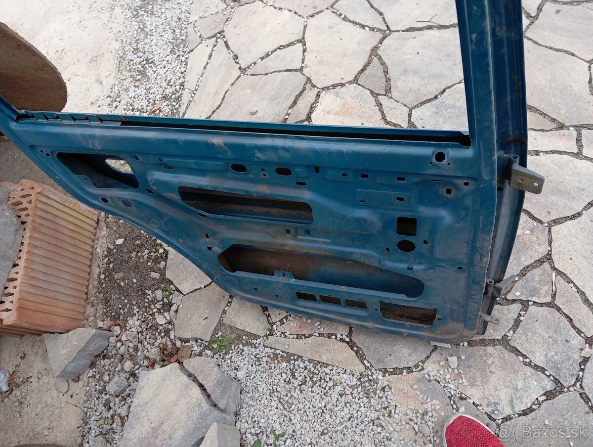 Škoda favorit zadné dvere L+P - 2