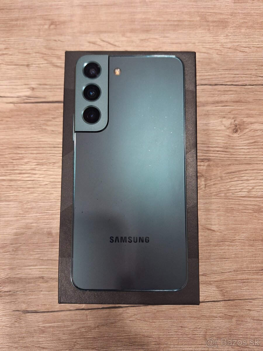 Samsung Galaxy S22 8/128GB - 2