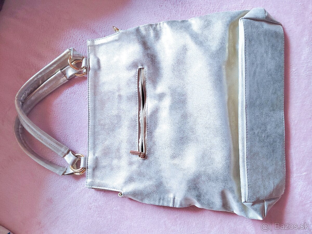 Zlatá kabelka na rameno - 2