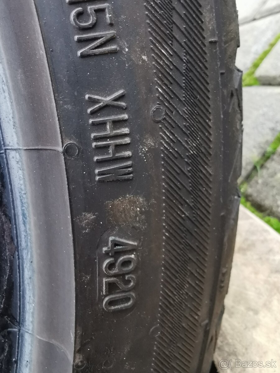 Letné pneu 225 40 r18 - 2