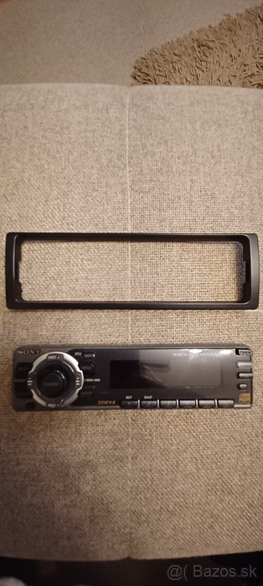 Predný panel autorádia Sony - 2