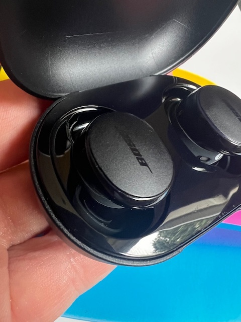 BOSE QUIETCOMFORT EARBUDS ČIERNE /SUPER CENA/ - 2