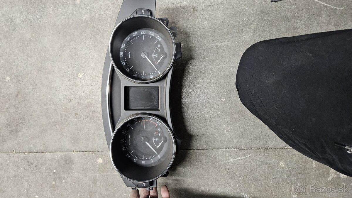 Budíky škoda superb 2 3T1920840D - 2