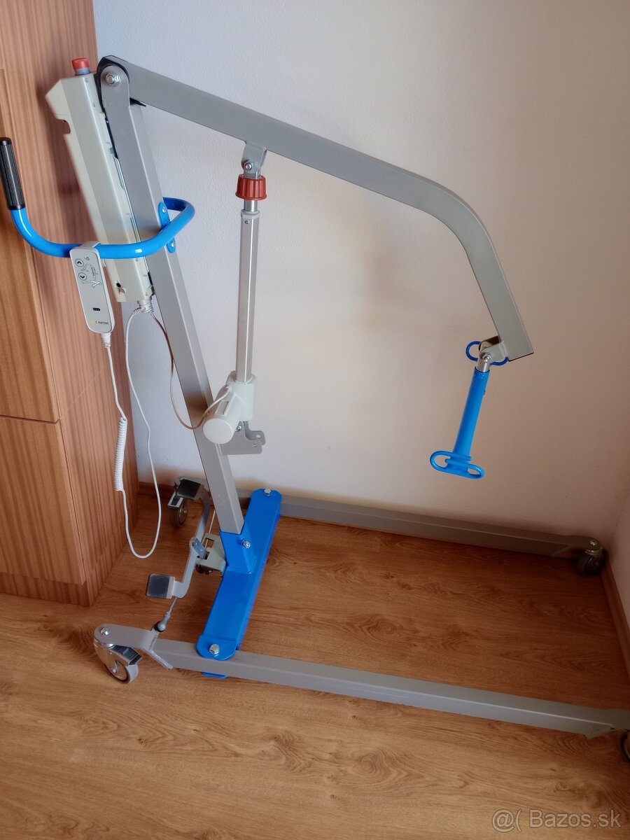 Zdvihák pre imobilných pacientov - 2