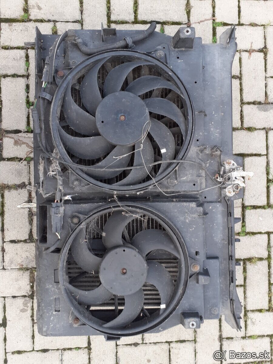 Predam kompletne predne celo citroen C8 rok 2005 - 2