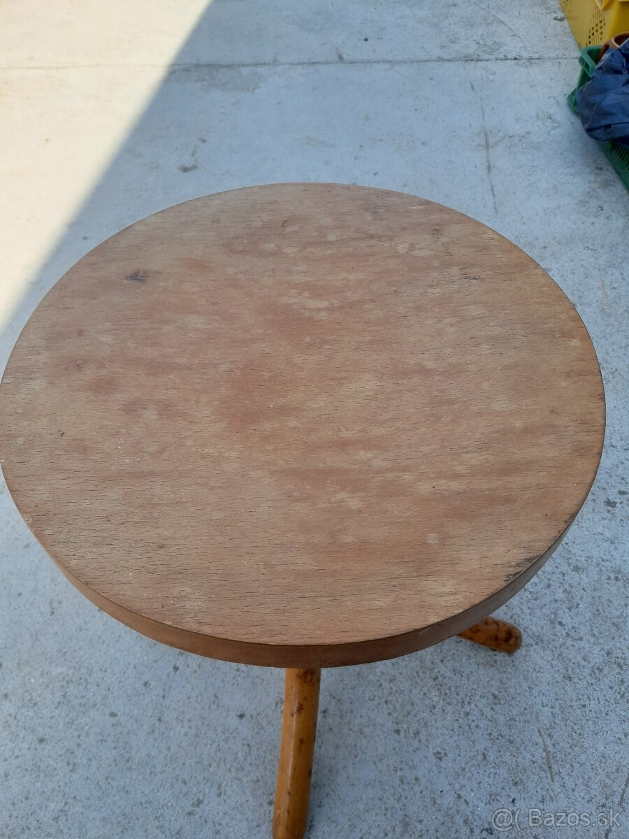 Predám stoličku ku klavíru - 2