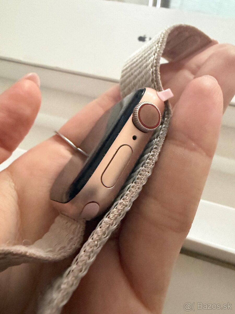 Apple Watch Series 6 (GPS + Cellular) - 2