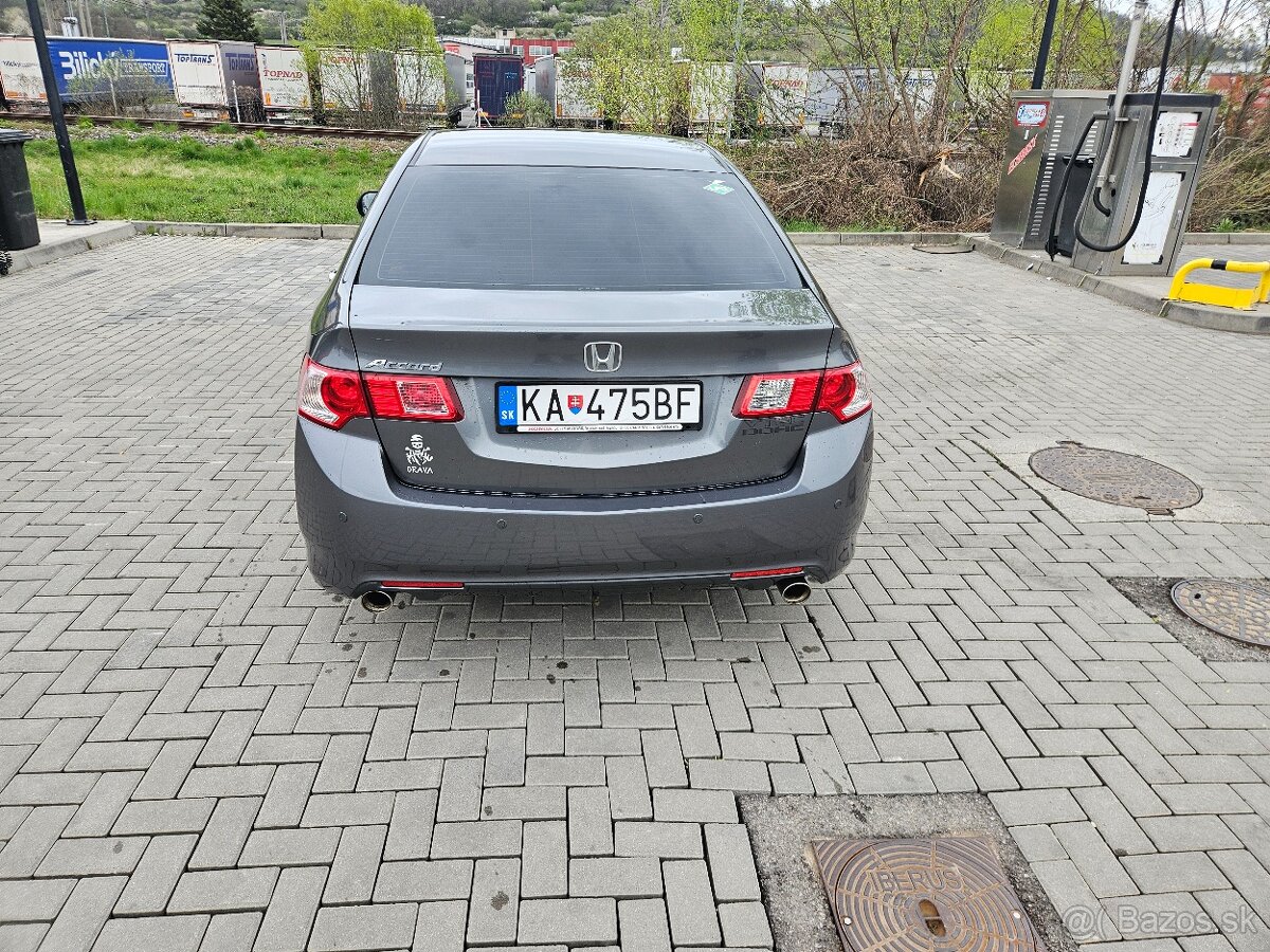 Honda Accord 2.4 148 kw lpg 2010 - 2