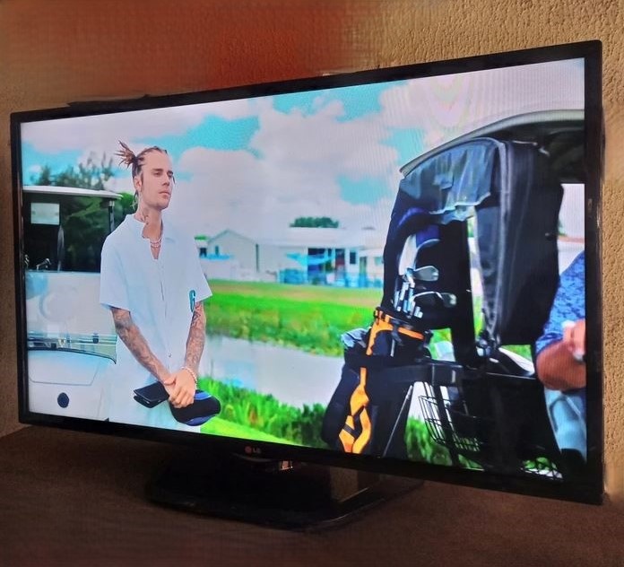 LG 42LN5400 LED - 2