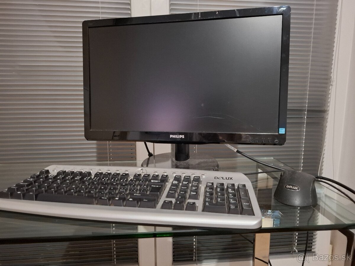 Stolový počítač - 2