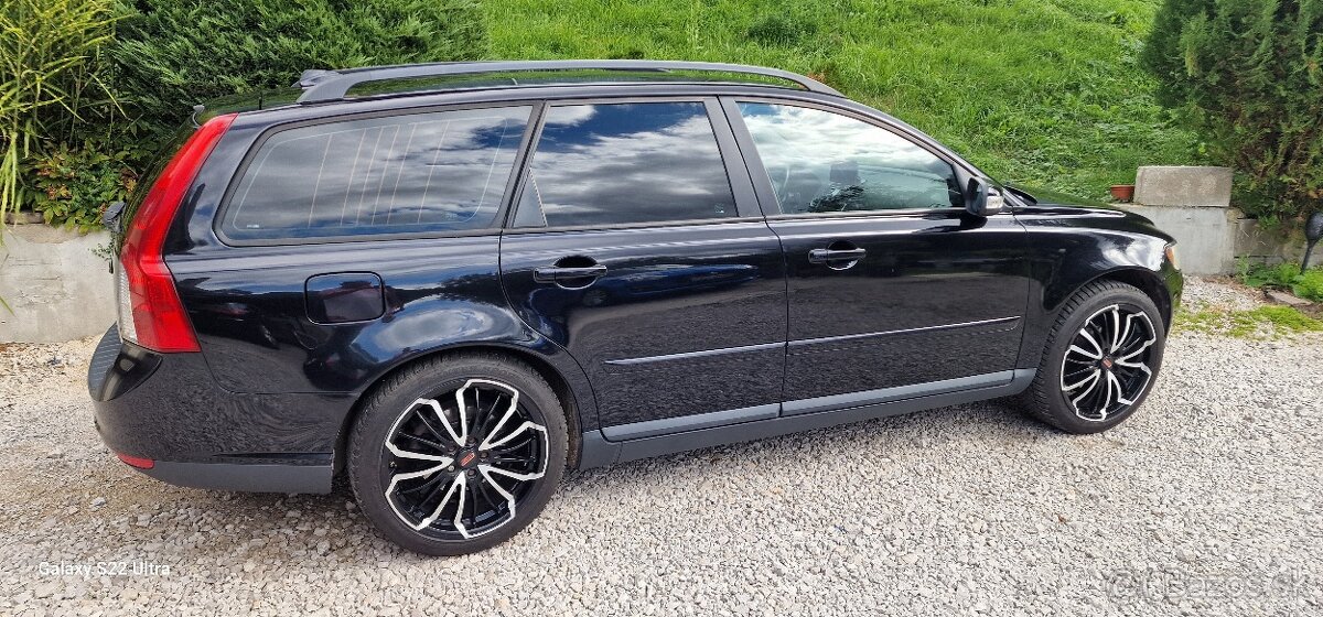 Volvo V50 - 2