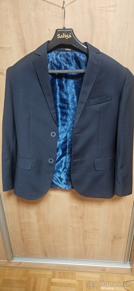 Chlapčenský oblek - 2