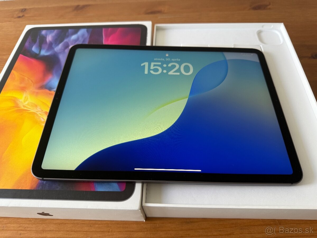 Ipad pro 11 cellular 2.gen 128gb +Apple smart folio +pencil - 2