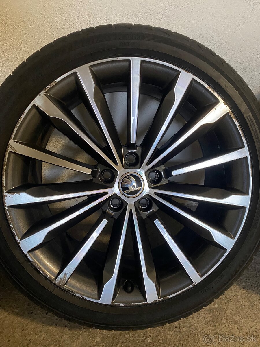 Originál Škoda kola R19 - 2