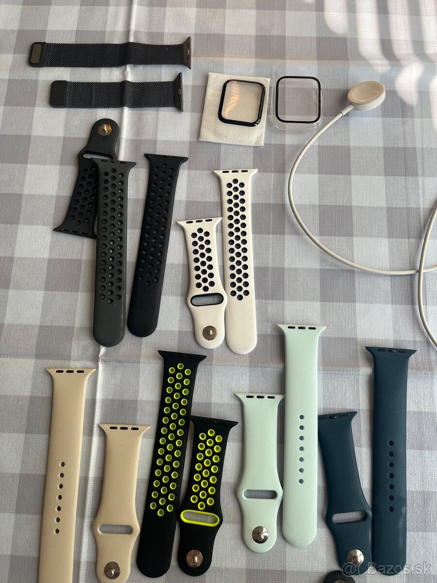 Apple Watch SE 2. generácie 44mm GPS - 2