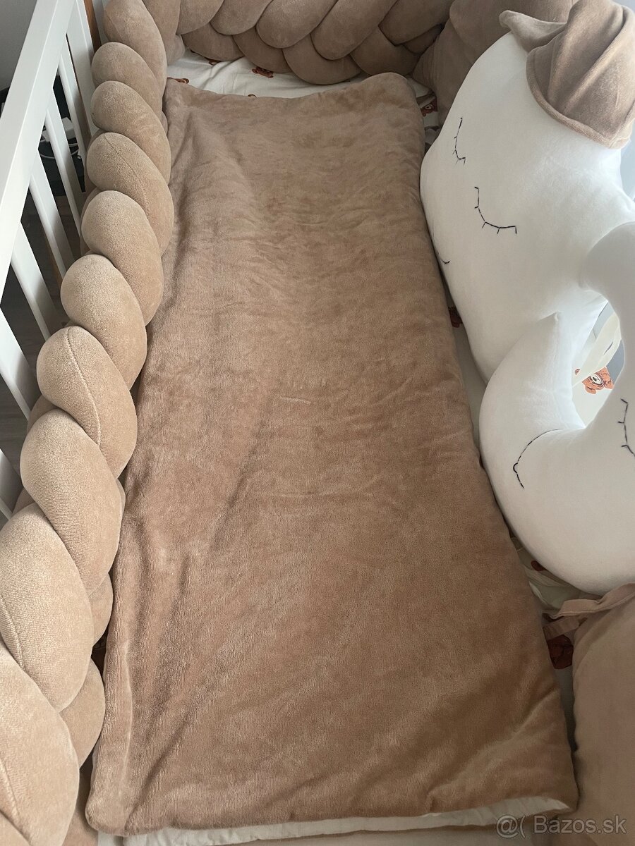 Dekorativne vankúše k detskej postelke - 2