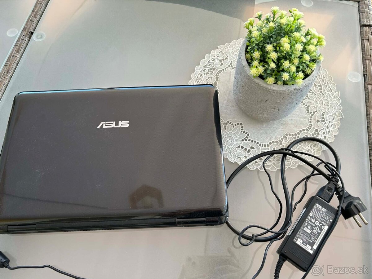 Predám notebook ASUS - 2