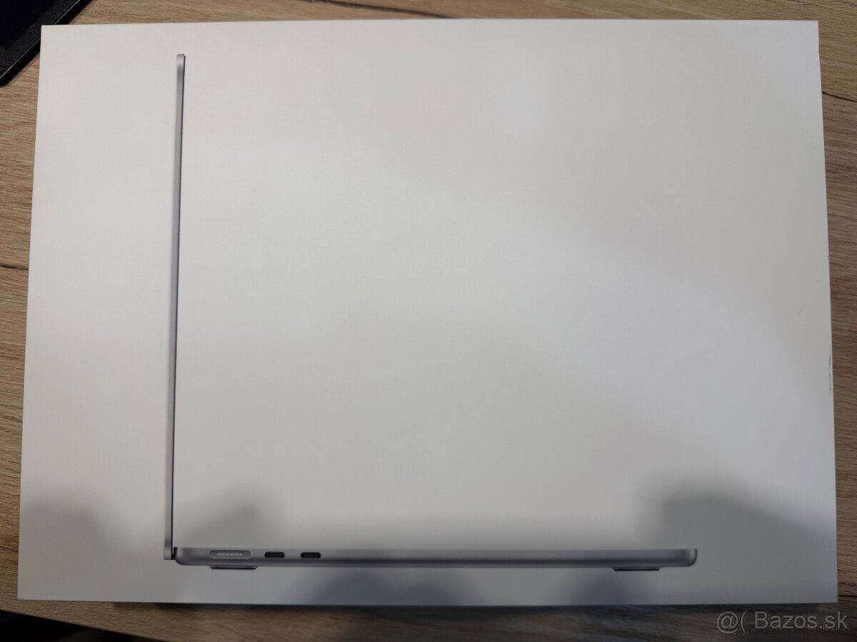 MACBOOK Air M2 13,6-inch - 2
