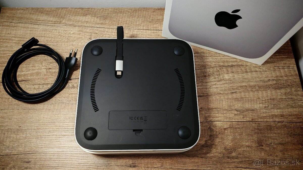 USB Hub Satechi Aluminium Type-C Stand & Hub pre Mac Mini - 2