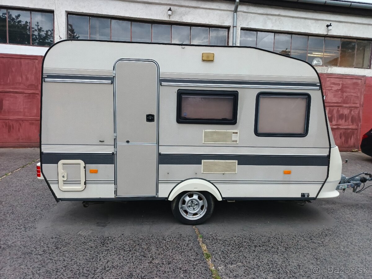 OBYTNÝ PRÍVES HOBBY CLASSIC 370 - 2