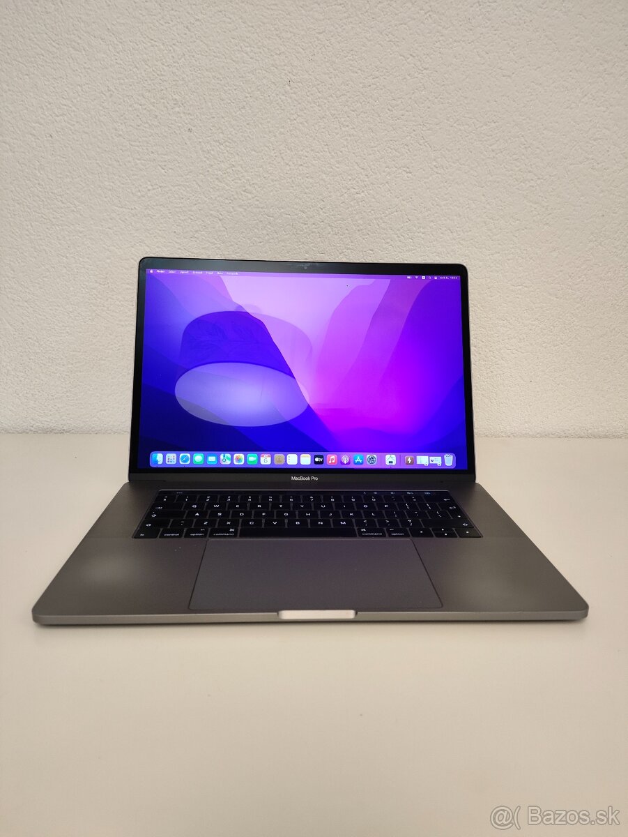 MacBook Pro 15 2017 | i7 • 16GB • 256GB 📦 - 2