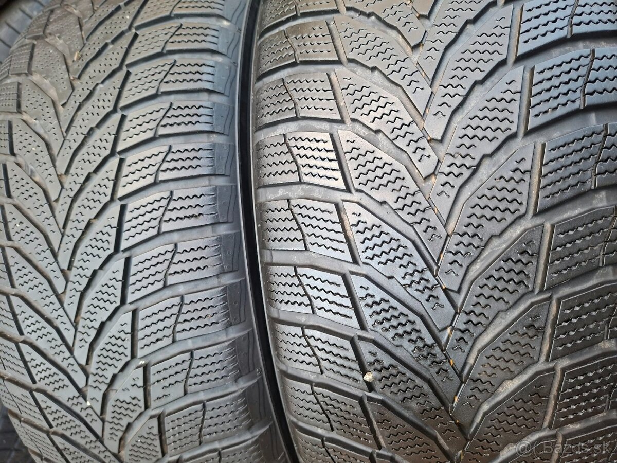 255/60R18 Nexen - 2