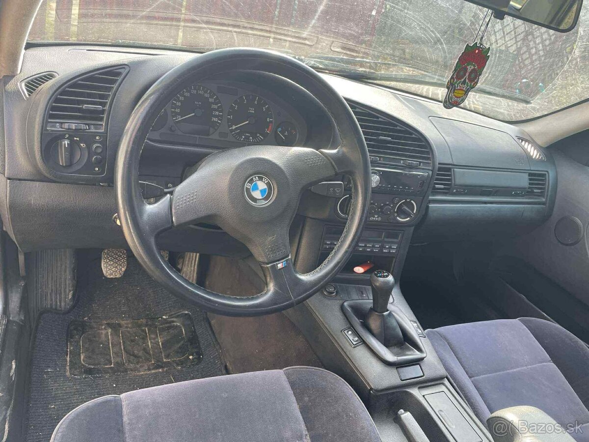 BMW E36 320i M50B20 - 2