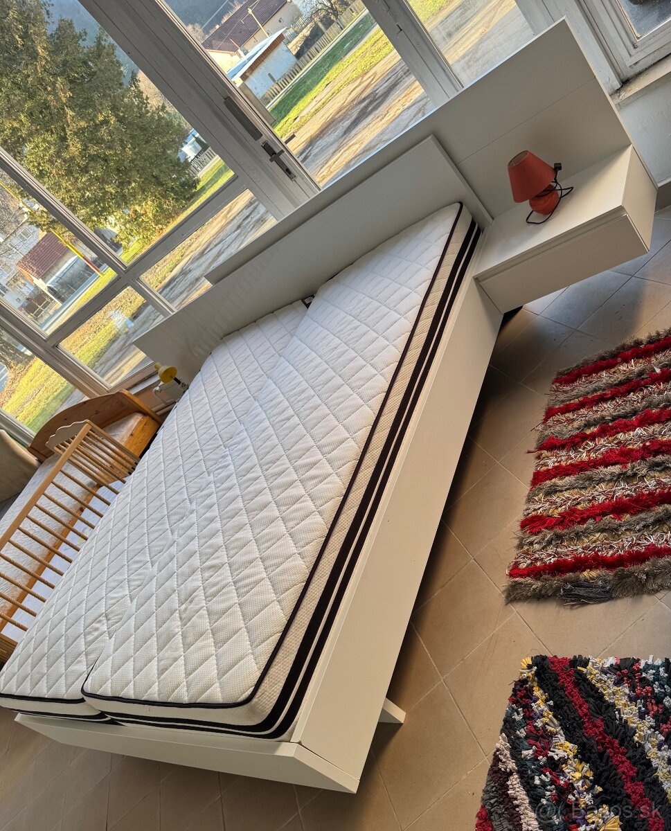 Manželská posteľ – veľký set + matrace (430 €) - 2