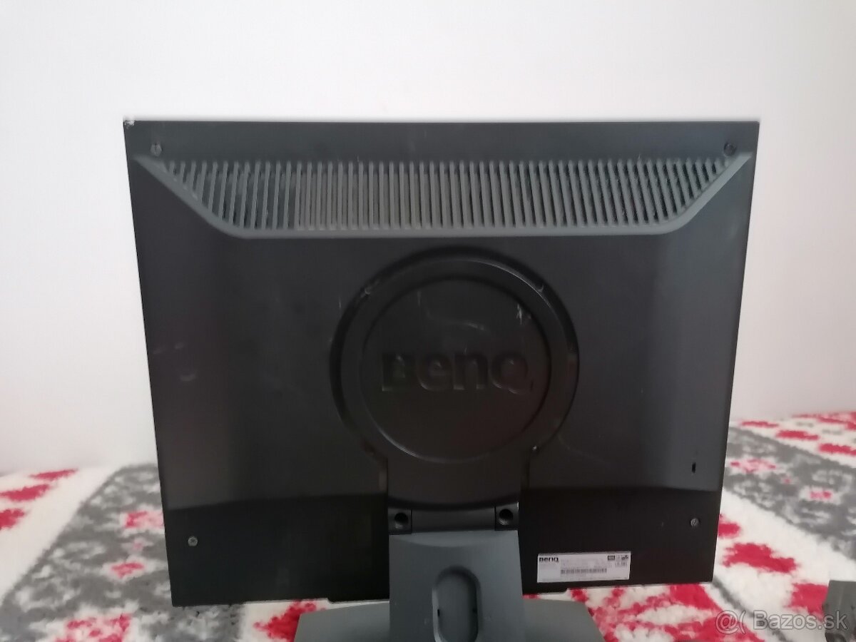 Predám monitor BENQ - 2