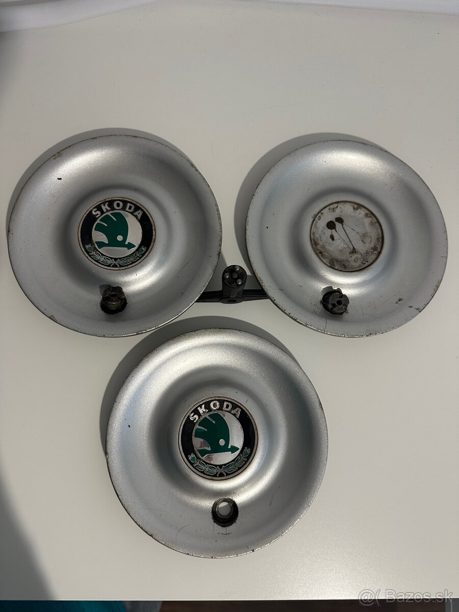 Stredové krytky Škoda 1U0601149D - 2