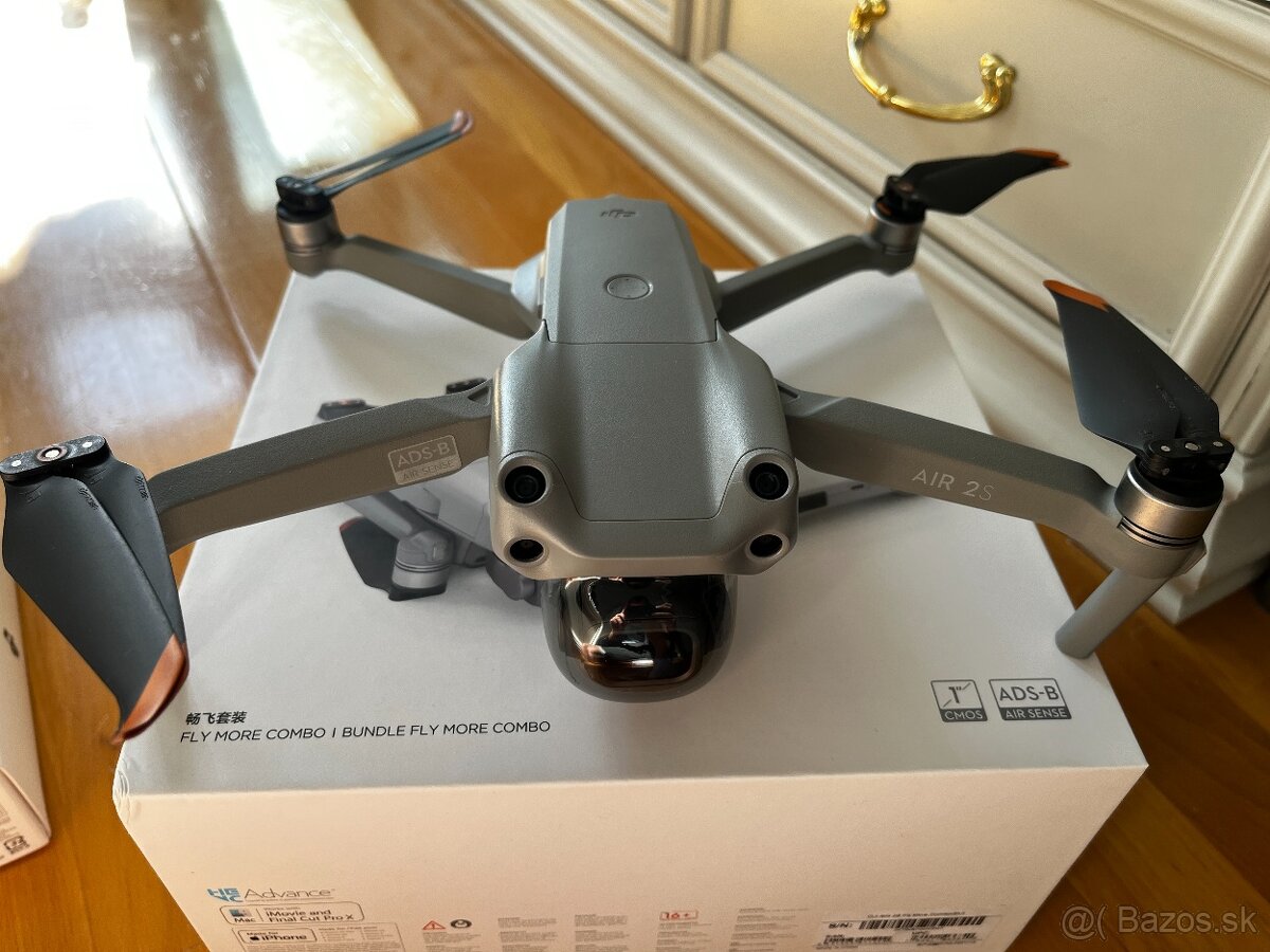DJI Air 2S Fly More Combo + DJI RC - 2