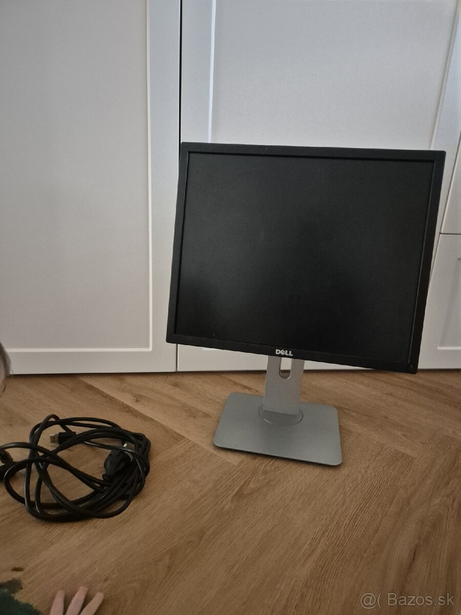 Monitor DELL - 2