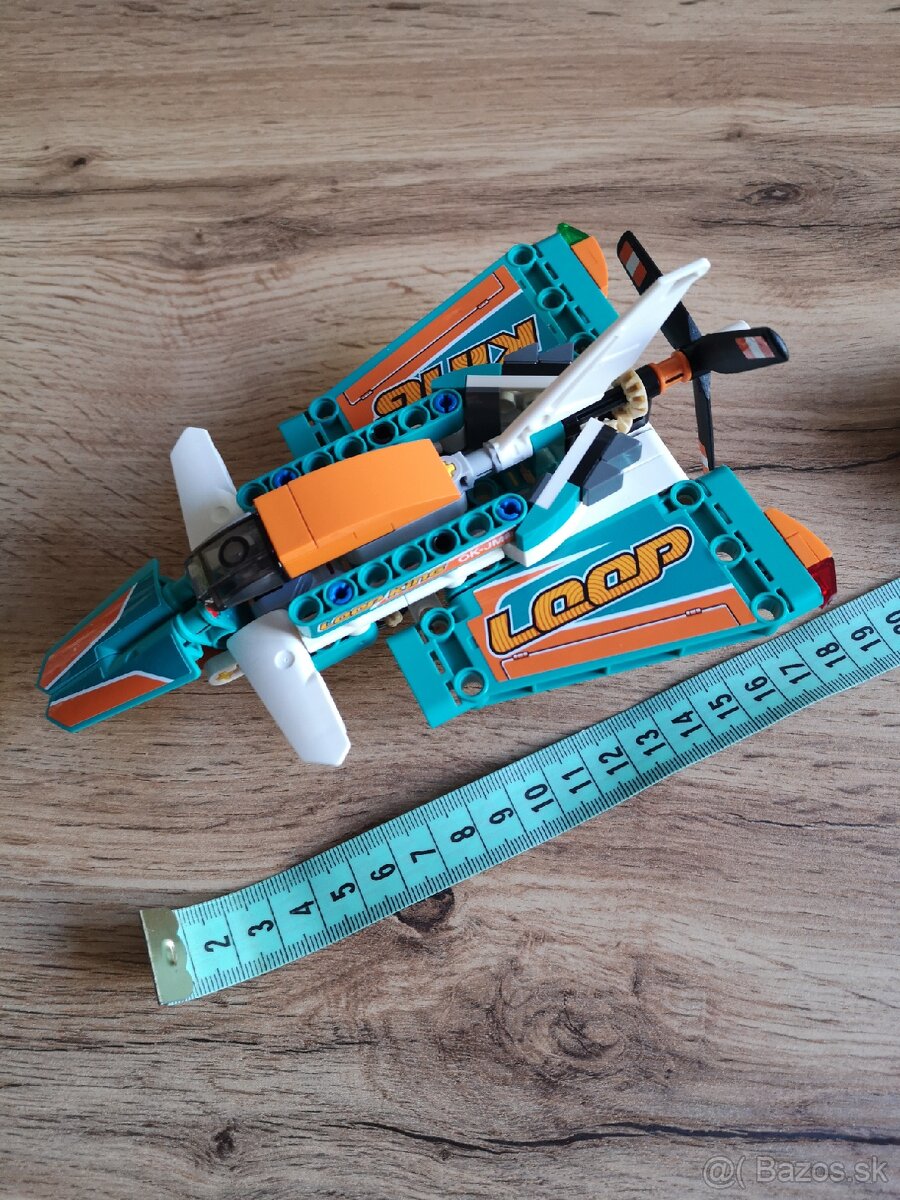 Lego Technic 42117 Pretekárske lietadlo 2v1 - 2